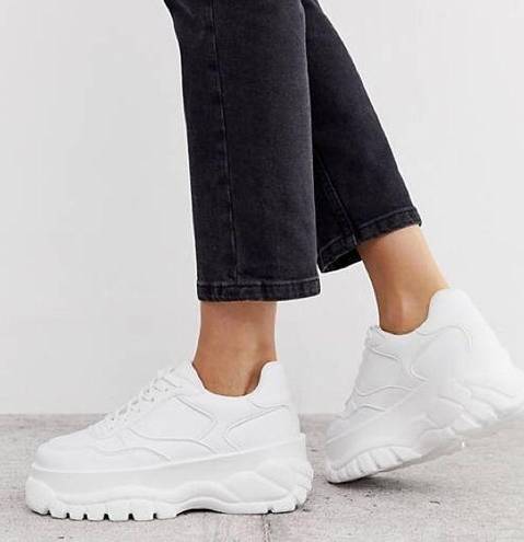 ASOS  DESIGN SZ 8 Women’s Denmark chunky platform sneakers in white