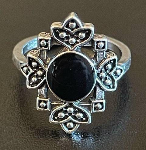 Onyx Vintage black  S925 silver plated ring size 7