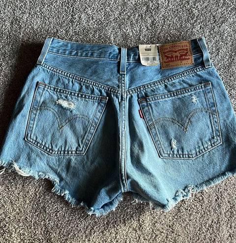 Levi’s NWT  501 High Rise Denim Shorts Jean 26