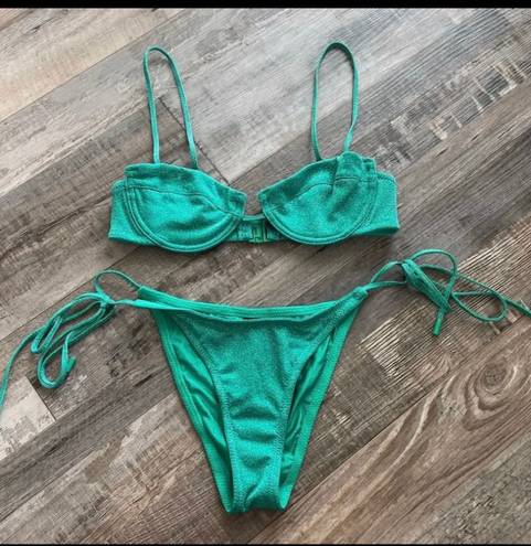 Triangl Swimsuit Bikini Set