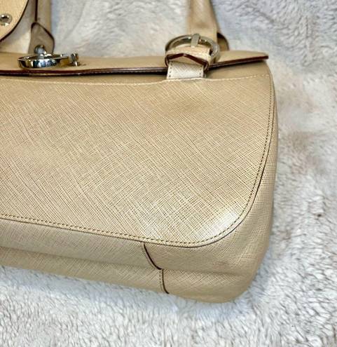 Salvatore Ferragamo  Gancini Beige Leather Shoulder Bag