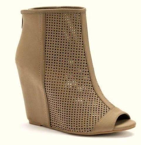 Juicy Couture  Peep Toe Wedge Bootie Size 6 A23