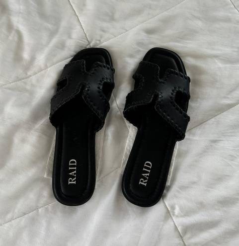 Never Worn Black Sandals Size 7