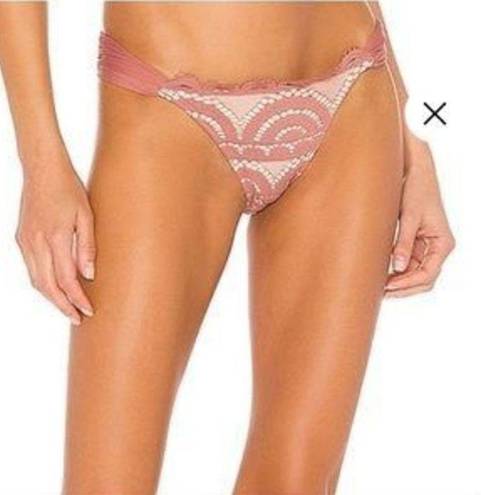 PilyQ New.  lace fanned full bikini bottom. Small