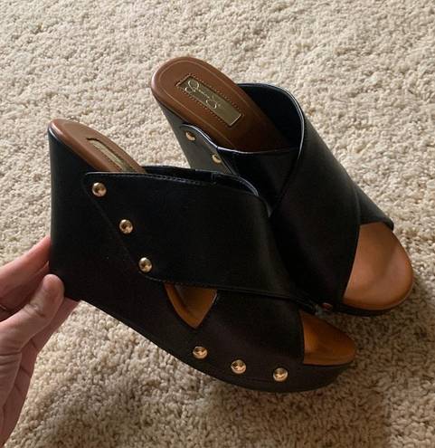 Jessica Simpson Wedges