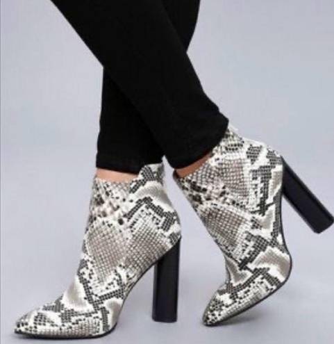 Qupid  Black and White Snakeskin Faux Leather Heeled Boots