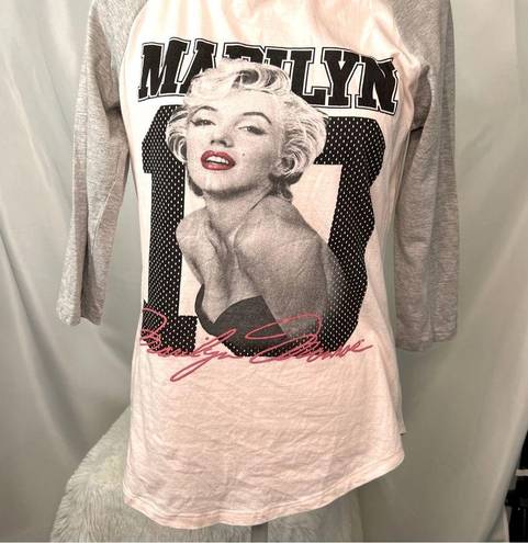 Marilyn Monroe  Star Raglan 3/4 Official T-Shirt Size Medium