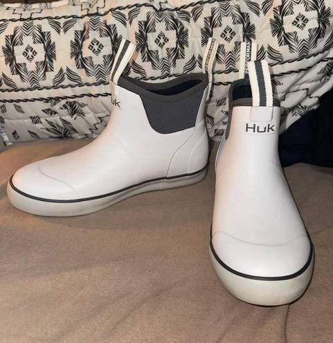 Huk Boots White Size 7