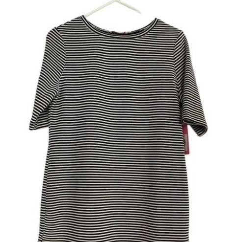 Isaac Mizrahi  Short Sleeve Black and White Tunic Top Size Medium NWT