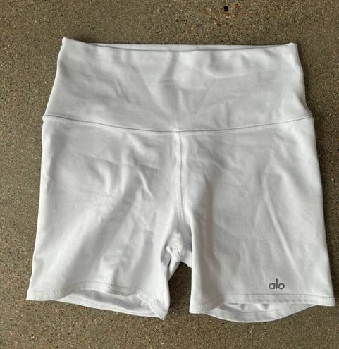 Alo Yoga Alo White Biker Shorts