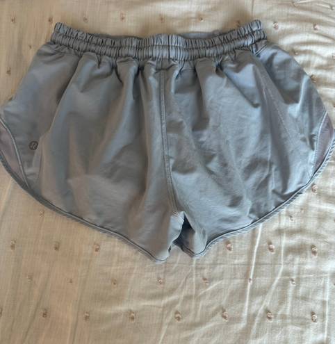 Lululemon Hotty Hot Short 2.5”