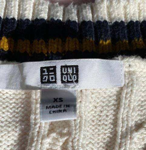 Uniqlo Sweater Vest