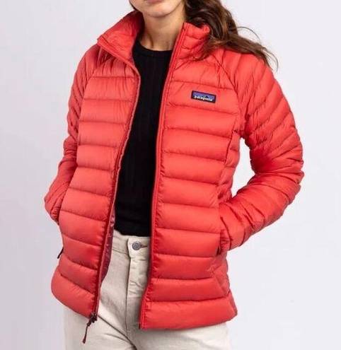 Patagonia  Women’s Down Sweater Red Puffer Coat Small