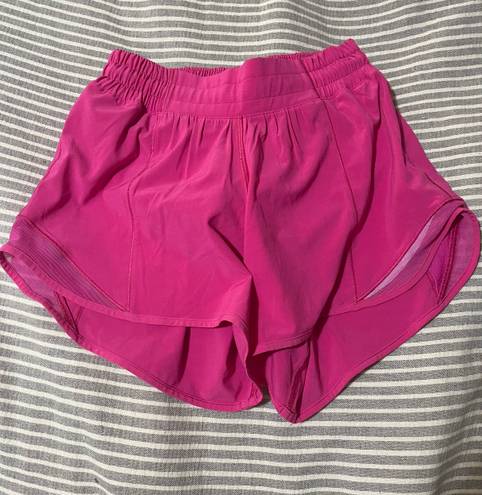 Lululemon Hotty Hot Shorts 4”