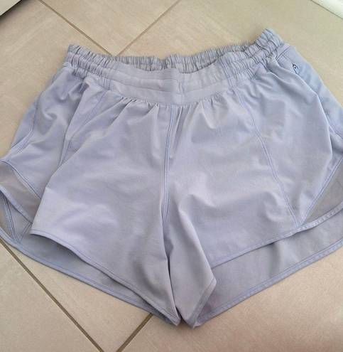 Lululemon Hotty Hot Shorts 4”