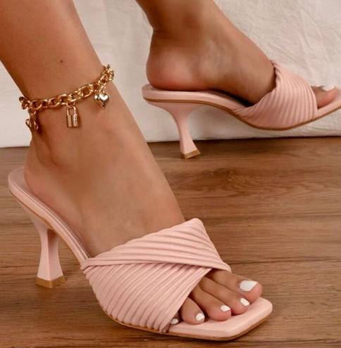 Light pink Minimalist Twist Heeled Mule Sandals Size 9