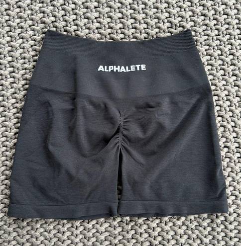 Alphalete AMPLIFY SHORT 5.5" Women's Seamless Scrunch Short Black Xs