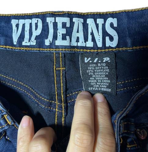 Vip Jeans , 9/10