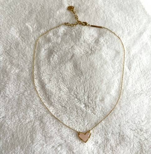 Kendra Scott Ari Heart Gold Pendant Necklace in Rose Quartz