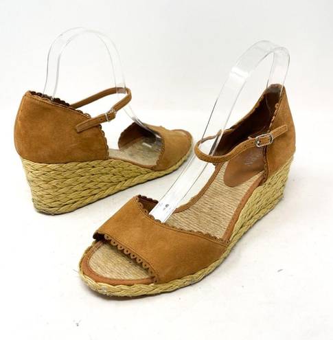 Ralph Lauren  "Chrissie" Womens Tan Genuine Suede Sandal Wedge Heels Size 9