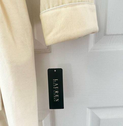 Lauren Ralph Lauren Cream Vanilla Luxury Embrodiered Crest Pocket NWT Robe Small