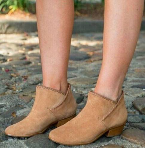 Jack Rogers  Boots Women's 9 Booties Sadie Tan Suede Heels