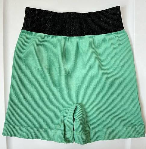 Free People  Movement NWOT Green Prajna Short