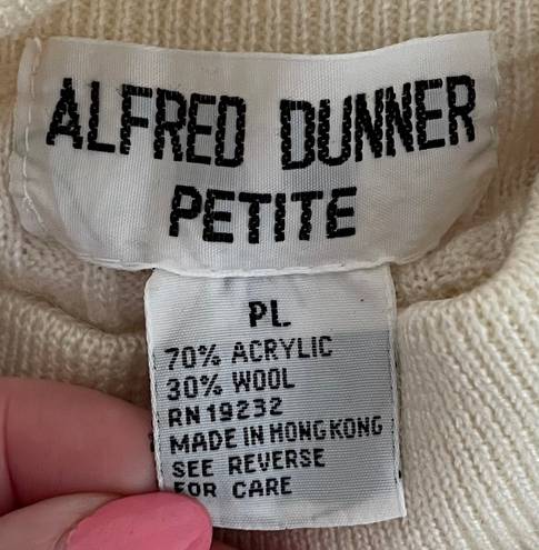 Alfred Dunner Petite Alfred Dunner Vintage Wool Blend Ivory Cottagecore Coastal Cable Knit Turtleneck Sweater, size L Petite 