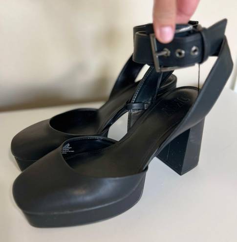 DKNY NWOT  Women's Block Heel Briella-Platform ANK Pump, Black Sz US 8 M