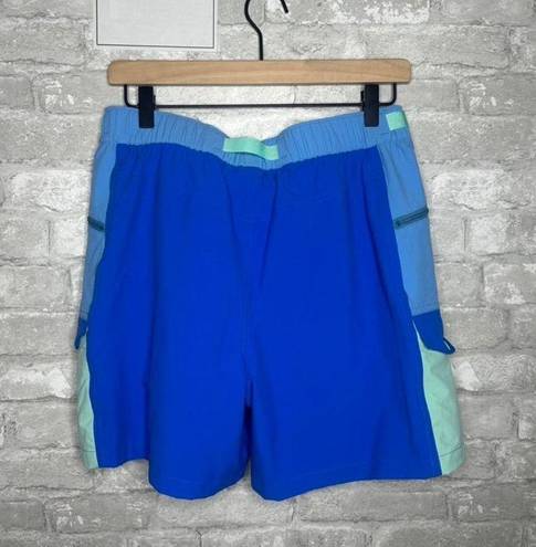 Patagonia  Women's Outdoor Everyday Shorts 4" NWT Size Small (Bayou Blue) #57456