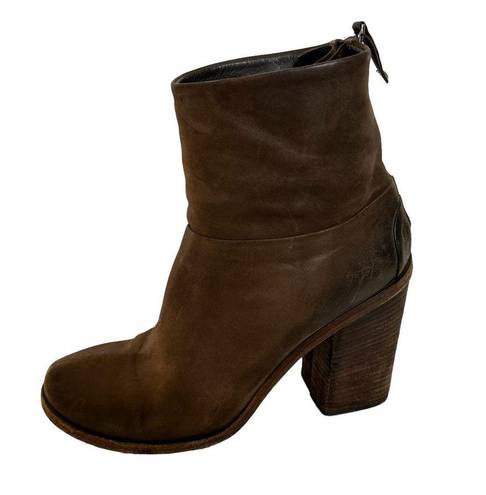 ma*rs èll Chocolate Brown Distressed Leather Block Heel Ankle Bootie 9.5/39.5