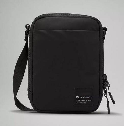 Lululemon Easy Access Crossbody Bag 1.5L