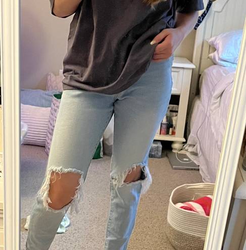 Celebrity Pink Ripped knee mom jeans 