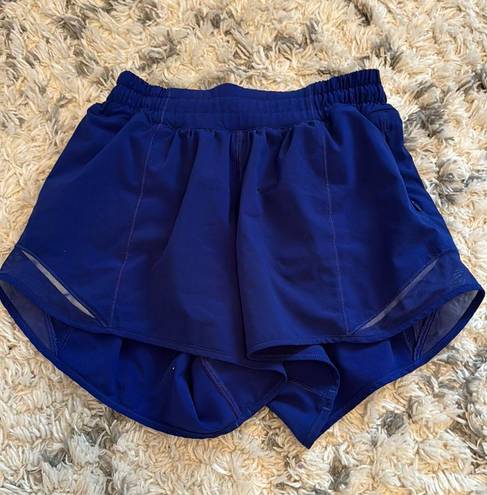 Lululemon Hotty Hot Shorts 4”