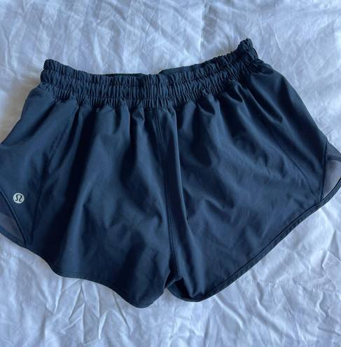 Lululemon Hotty Hot Shorts 4”