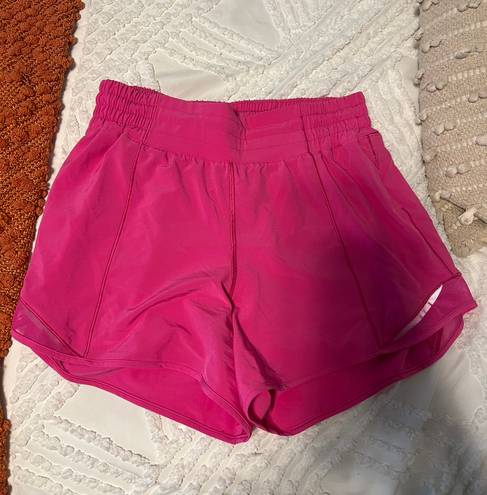 Lululemon Hotty Hot Shorts 4”