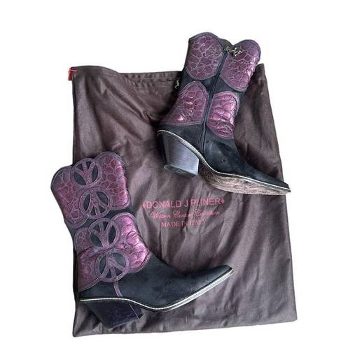 Donald Pliner  Vintage Suede Black Purple Peace sign Cowboy Boots 6.5