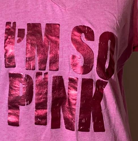 Xersion I’M SO PINK v-neck foil Print athletic shirt top pink cancer awareness