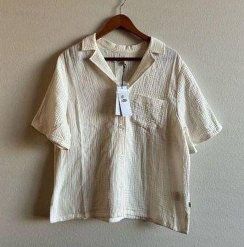 UGG NWT  button down