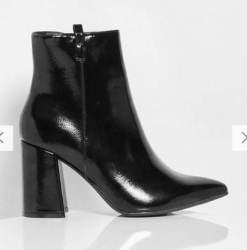 Boohoo  WIDE WIDTH POINTED BLOCK HEEL SHOE BOOT black size 8 new without box