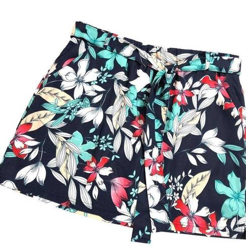 St. John’s Bay ST. JOHNS BAY Skort Shorts Skirt Size Large Navy Blue Floral Pockets Tie Belt