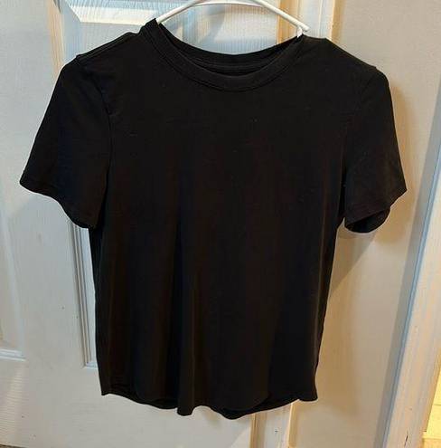 Lululemon Lulu Lemom Tee