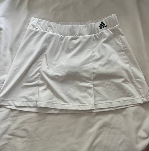 Adidas white tennis skirt