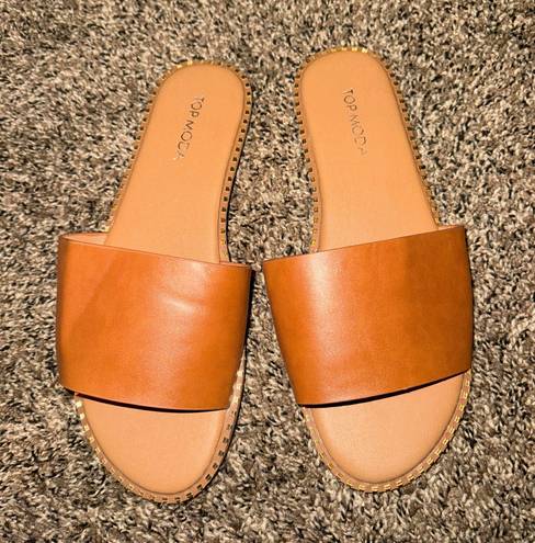 Tan Sandals Size 7.5