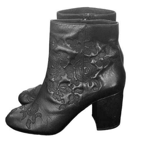 Michael Kors VTG  Leather Embossed Floral Side Zip Boots Ankle Booties, Black 10