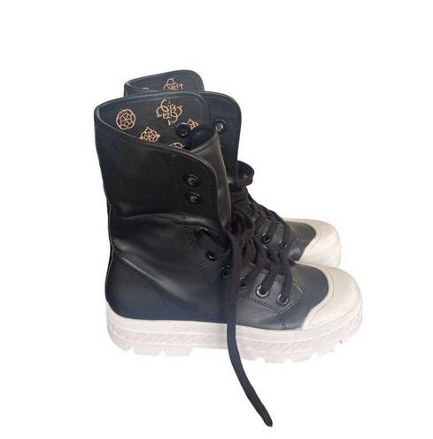 Guess  Women’s Harlo 3 High top convertible Sneakers/Booties Black size 6.5