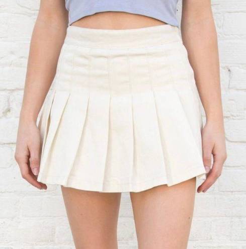 Brandy Melville White Danna Skirt