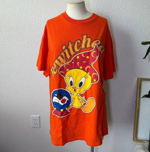 Looney Tunes Vintage Looney Tweety Bewithced T-shirt