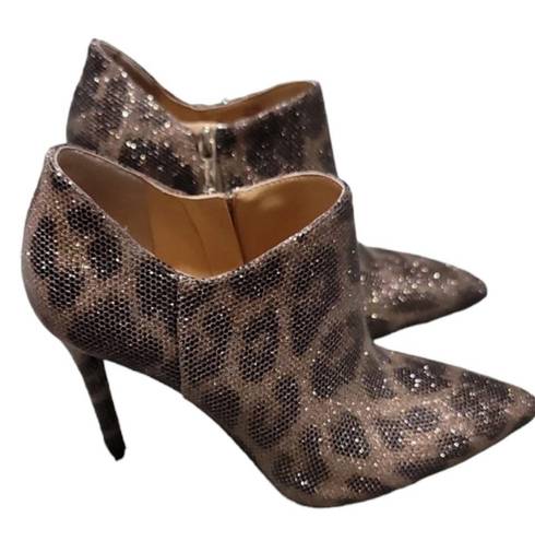 Jessica Simpson  Leopard Print Ankle Bootie Size 7M