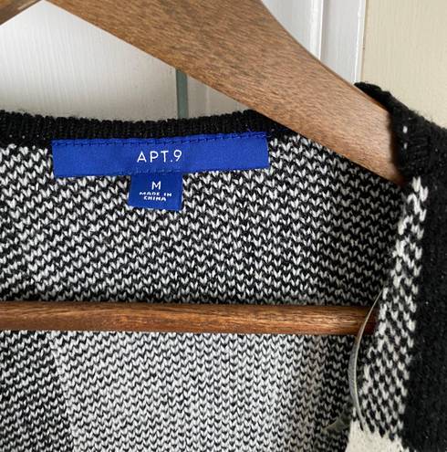 Apt. 9 Cardigan